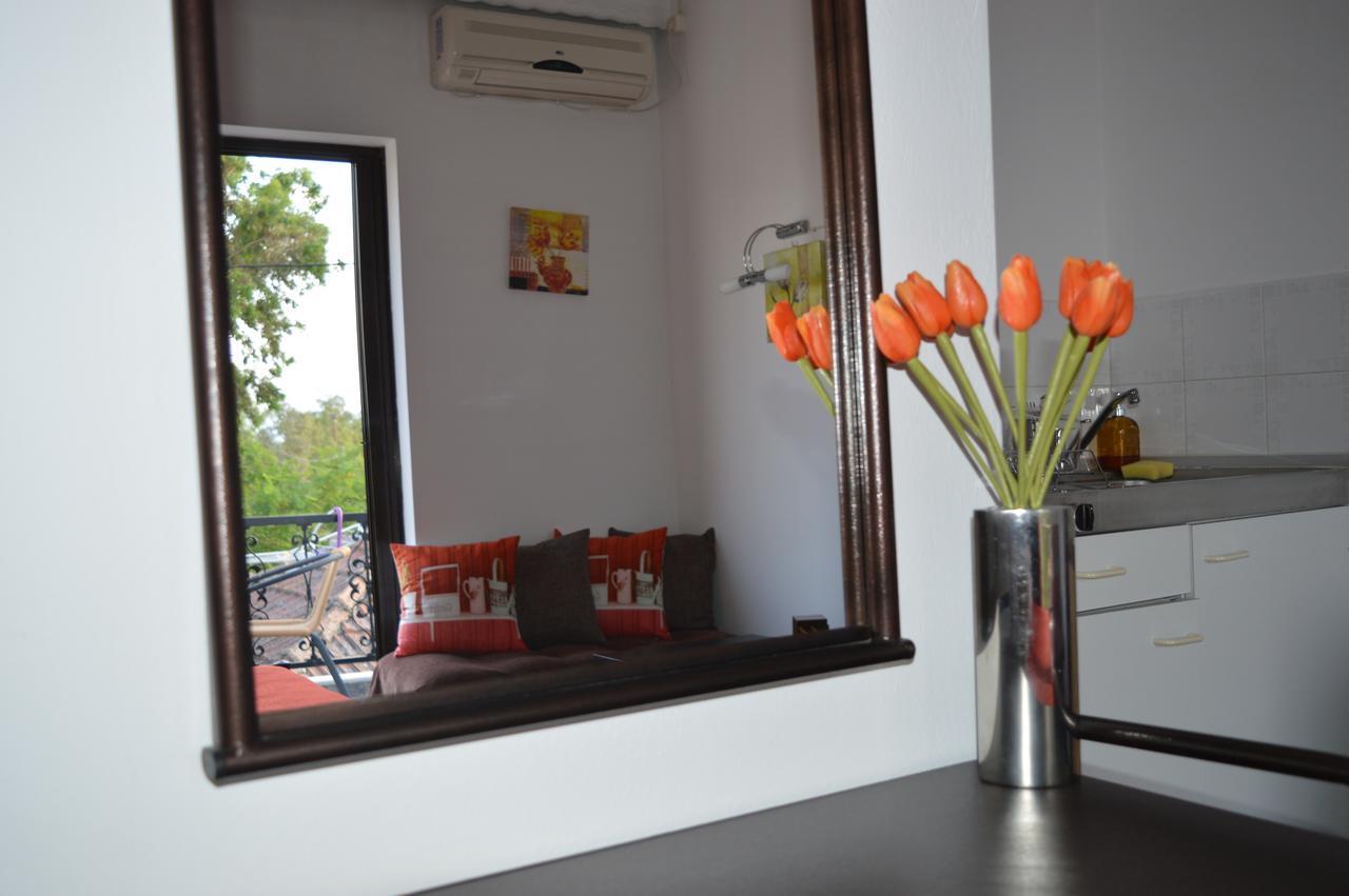 Nancy Rooms Skala Kallonis Exterior foto